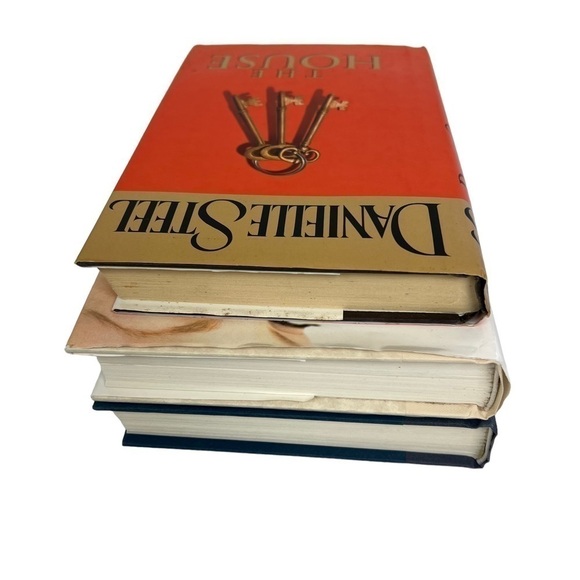 DANIELLE STEELE Books/Novels Lot/3 Hardcover Books Dustcovers Contemporary Women - Picture 8 of 10